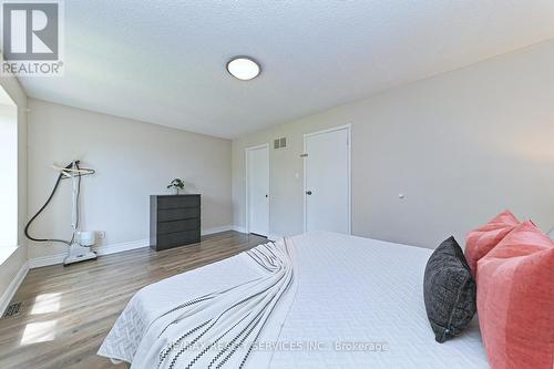 2545 Folkway Drive, Mississauga, ON - Indoor Photo Showing Bedroom