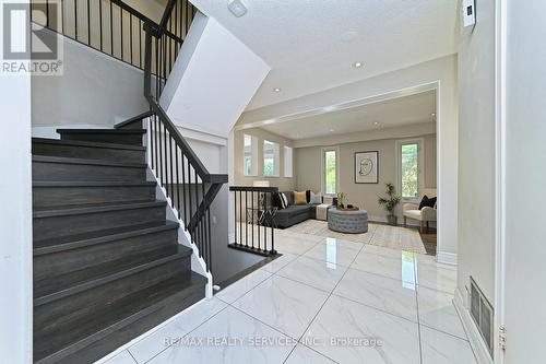 2545 Folkway Drive, Mississauga, ON - Indoor Photo Showing Other Room