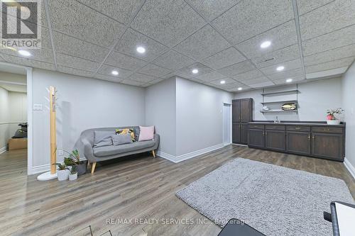 2545 Folkway Drive, Mississauga, ON - Indoor Photo Showing Other Room