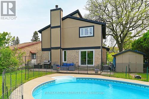 2545 Folkway Drive, Mississauga, ON - Outdoor With In Ground Pool
