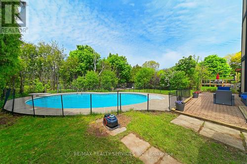 2545 Folkway Drive, Mississauga, ON - Outdoor With In Ground Pool With Backyard