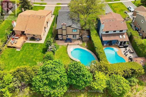 2545 Folkway Drive, Mississauga, ON - Outdoor