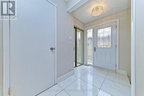 2545 Folkway Drive, Mississauga, ON - Indoor Photo Showing Other Room