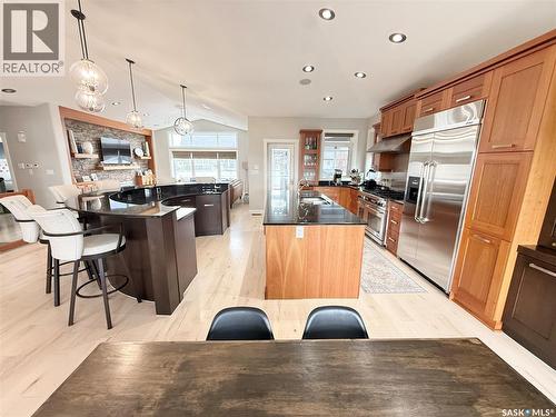 1832 Gordon Miles Place, Weyburn, SK - Indoor