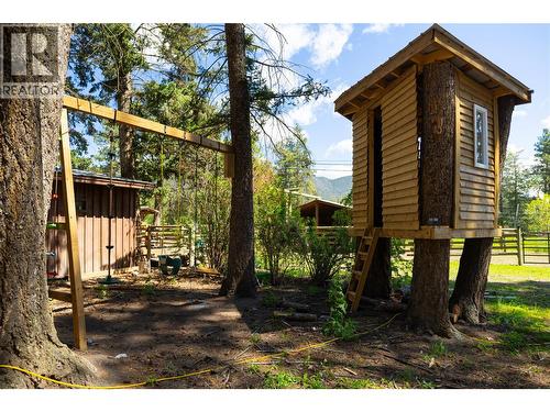 Tree house - 4644 97 Highway, Westwold, BC - Outdoor