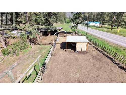 4644 97 Highway, Westwold, BC - Outdoor