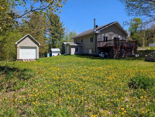 Courtyard - 205 Ch. Martin, Saint-Calixte, QC - Outdoor