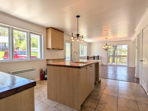 Kitchen - 205 Ch. Martin, Saint-Calixte, QC - Indoor Photo Showing Kitchen