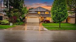 2393 ARNOLD CRESCENT  Burlington, ON L7P 4J2
