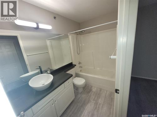 409 301 Cree Place, Saskatoon, SK - Indoor Photo Showing Bathroom