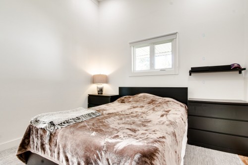 Chambre à coucher - 164 Rue De L'Hydravion, Shawinigan, QC - Indoor Photo Showing Bedroom