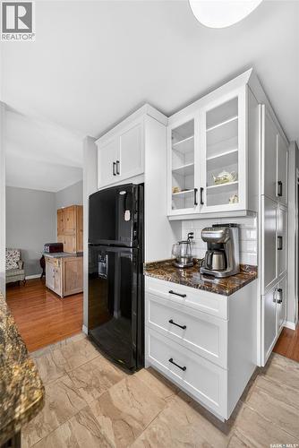 2106 Styles Crescent, Regina, SK - Indoor Photo Showing Kitchen