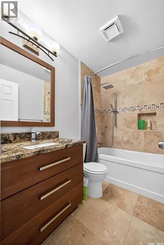 2106 Styles Crescent, Regina, SK - Indoor Photo Showing Bathroom