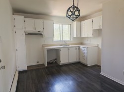 8-2265 Rue André  Brossard, QC J4Z 3A1