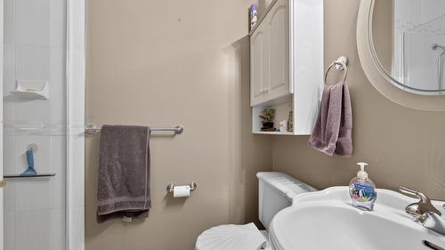 27 - 640 Upper Lakeview Road, Invermere, BC - Indoor Photo Showing Bathroom