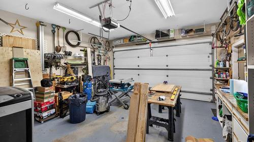 27 - 640 Upper Lakeview Road, Invermere, BC - Indoor Photo Showing Garage