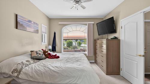 27 - 640 Upper Lakeview Road, Invermere, BC - Indoor Photo Showing Bedroom