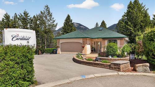27 - 640 Upper Lakeview Road, Invermere, BC - Outdoor