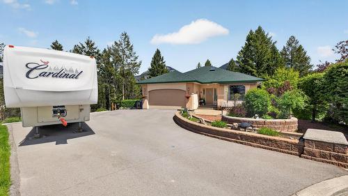 27 - 640 Upper Lakeview Road, Invermere, BC - Outdoor