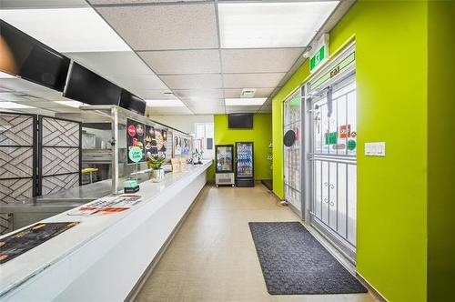 163 Henderson Hwy, Winnipeg, MB 