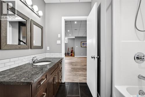 156 Iron Bridge Drive, Moose Jaw, SK - Indoor Photo Showing Bathroom