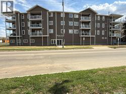 404 395 River STREET E Prince Albert, SK S6V 0A3