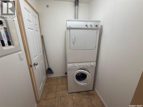 404 395 River Street E, Prince Albert, SK - Indoor Photo Showing Laundry Room