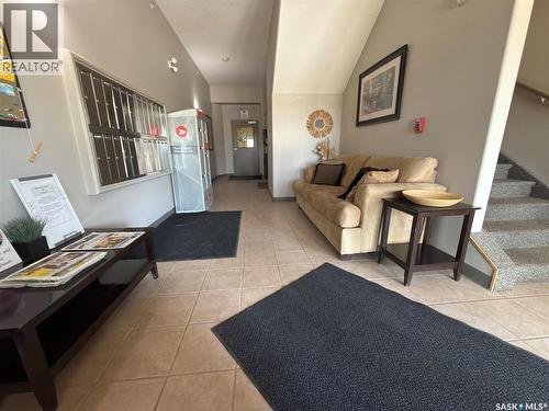 404 395 River Street E, Prince Albert, SK - Indoor