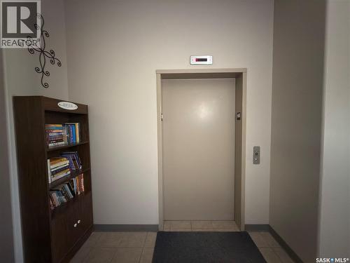 404 395 River Street E, Prince Albert, SK - Indoor Photo Showing Other Room