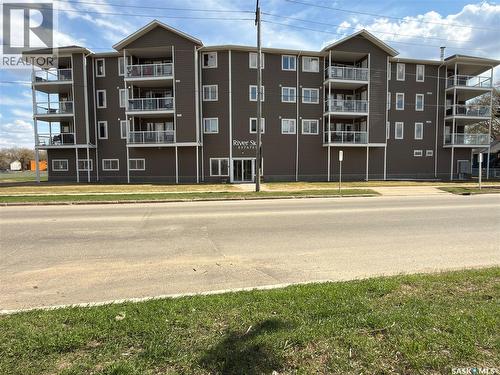 404 395 River Street E, Prince Albert, SK - Outdoor With Balcony With Facade
