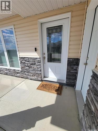 1 5352 Progress Street, Macklin, SK - Outdoor With Exterior