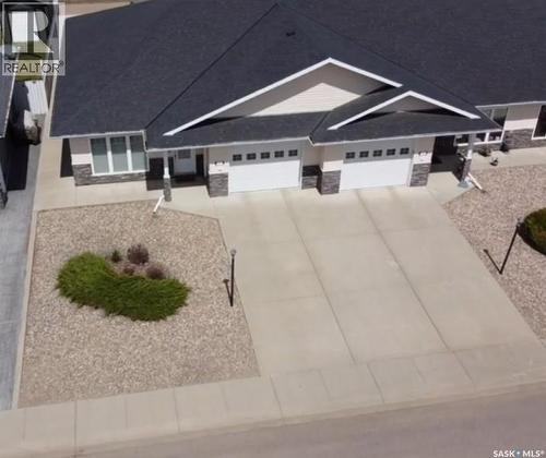 1 5352 Progress Street, Macklin, SK - Outdoor