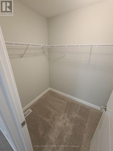 928 Robert Ferrie Drive, Kitchener, ON 
