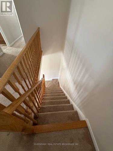 514 Candlestick Circle, Mississauga, ON - Indoor Photo Showing Other Room
