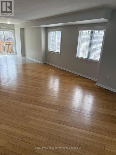 514 Candlestick Circle, Mississauga, ON - Indoor Photo Showing Other Room