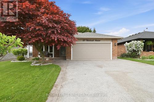 27 WOODRUSH AVENUE  Welland (N. Welland), ON L3C 6S6