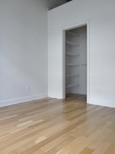 Chambre à coucher - 310-765 Rue Bourget, Montréal (Le Sud-Ouest), QC - Indoor Photo Showing Other Room