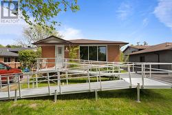 UPPER - 3456 REXWAY DRIVE Burlington, ON L7N 2L6