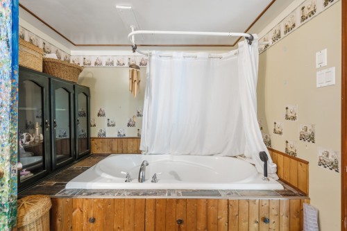 Salle de bains - 1953 Rue Des Lilas, La Conception, QC - Indoor Photo Showing Bathroom