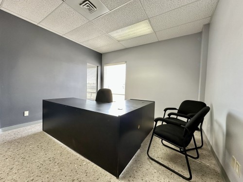 Bureau - 225 Boul. Industriel, Rouyn-Noranda, QC - Indoor