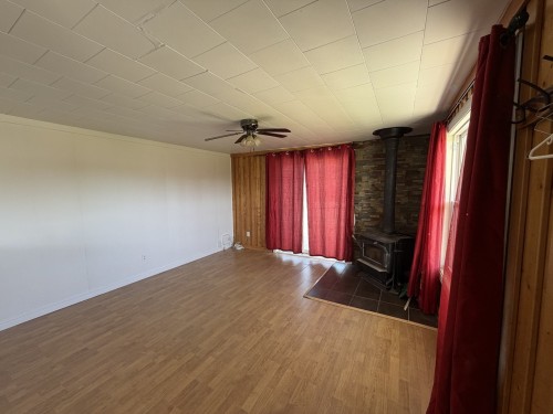 Living Room - 770 Ch. Central, Saint-Elzéar, QC - Indoor Photo Showing Other Room