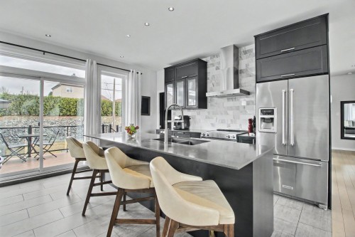 Kitchen - 776 Av. Terry-Fox, Rouyn-Noranda, QC - Indoor Photo Showing Kitchen With Double Sink With Upgraded Kitchen