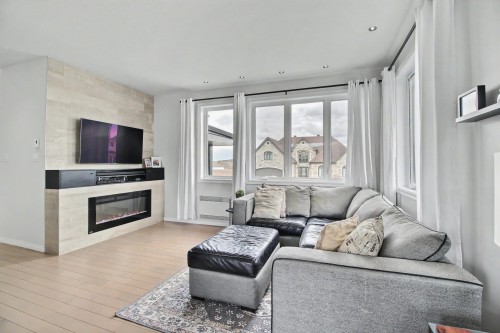 Living Room - 776 Av. Terry-Fox, Rouyn-Noranda, QC - Indoor Photo Showing Living Room With Fireplace