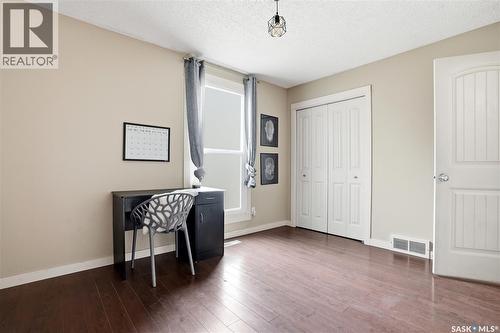405 St Laurent Crescent, Saskatoon, SK - Indoor Photo Showing Other Room