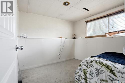 405 St Laurent Crescent, Saskatoon, SK - Indoor Photo Showing Bedroom