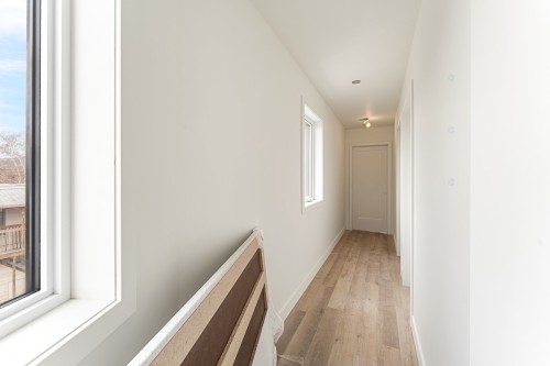 Mud Room - 301-46 Rue Principale E., Magog, QC - Indoor Photo Showing Other Room