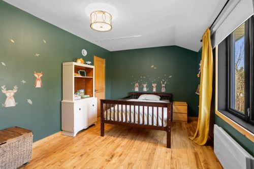 Bedroom - 711 Rue Mary, Sainte-Agathe-Des-Monts, QC - Indoor Photo Showing Bedroom