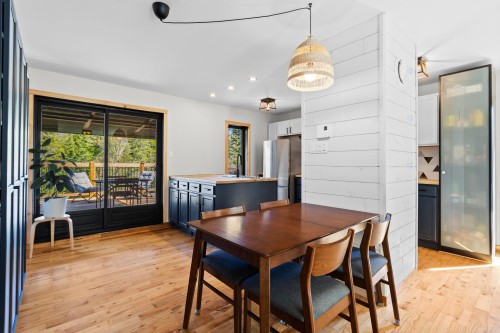 Dining Room - 711 Rue Mary, Sainte-Agathe-Des-Monts, QC - Indoor Photo Showing Dining Room