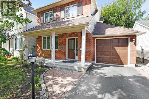 4 WINDHURST DRIVE  Ottawa, ON K2G 6G7