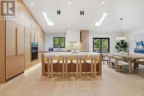 345 Rankin Drive, Burlington, ON - Indoor Photo Showing Dining Room